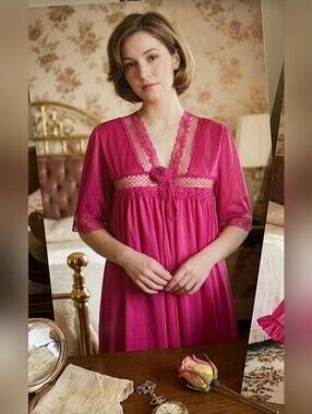 Vintage Pink Lace Trim Nightgown / Sz S / Magenta